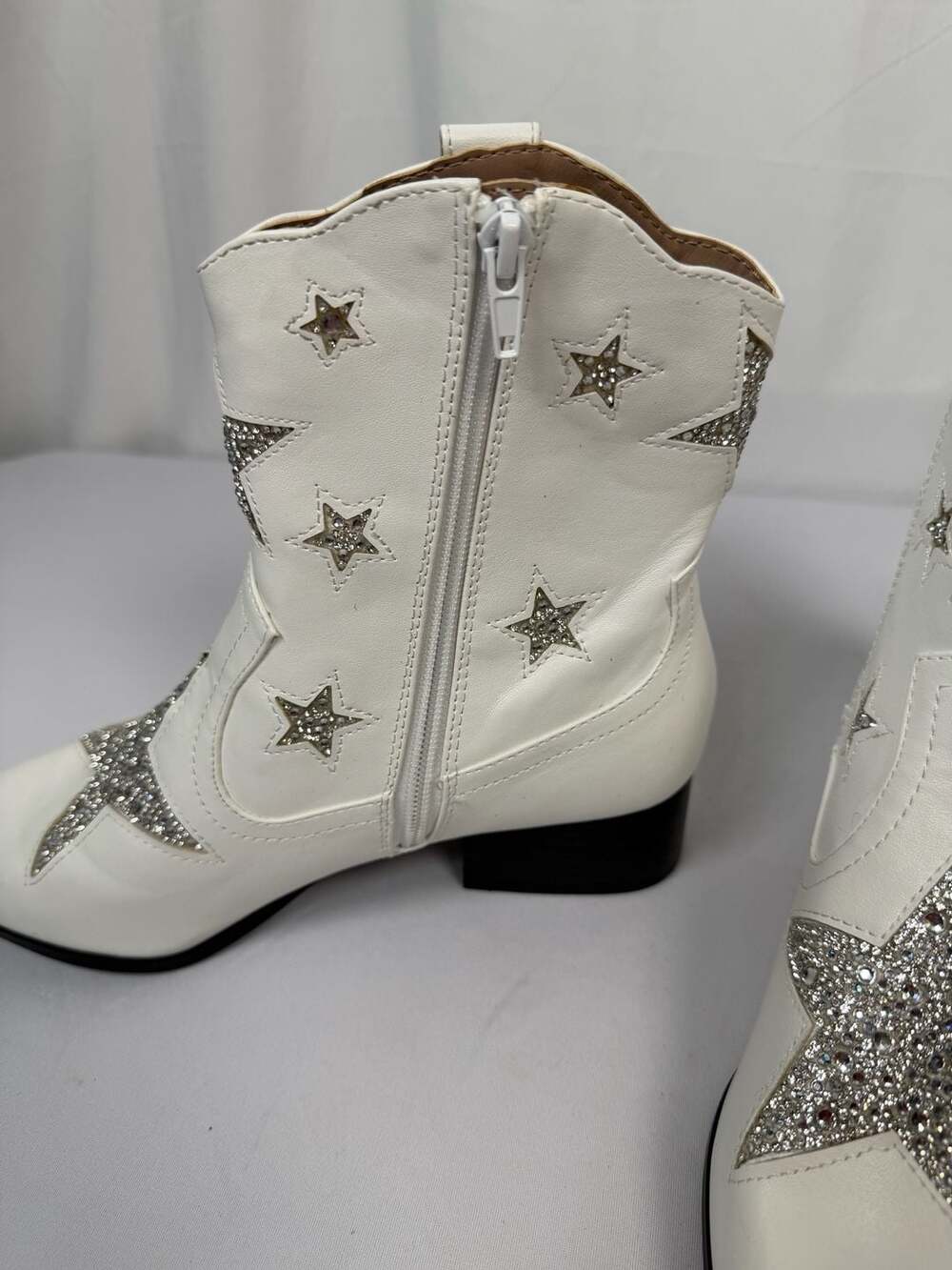 Betsey Johnson Edison Western Boot White Rhinestone Star Ankle Booties - Picture 3 of 6